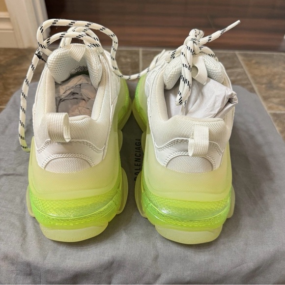 NIB Balenciaga White Triple S Clear Sole Sneakers Size US 7 EU 37 Women - Picture 5 of 11
